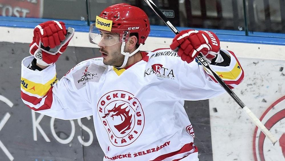 Útočník Hrňa opouští Třinec a bude hrát za Vsetín